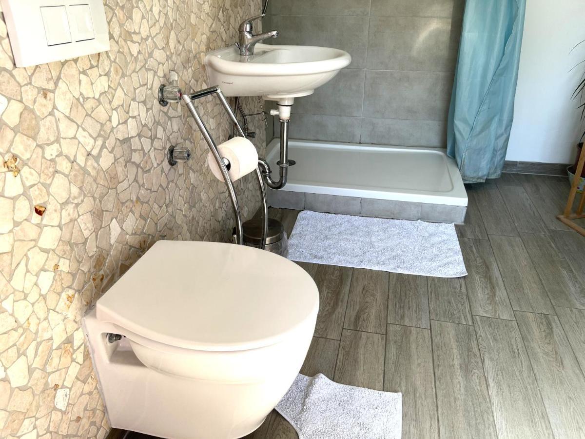 Fafa Home With Pool Essen Zewnętrze zdjęcie
